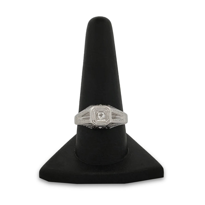 Art Deco 0.15ct Old European Diamond Solitaire Ring in 18k White Gold