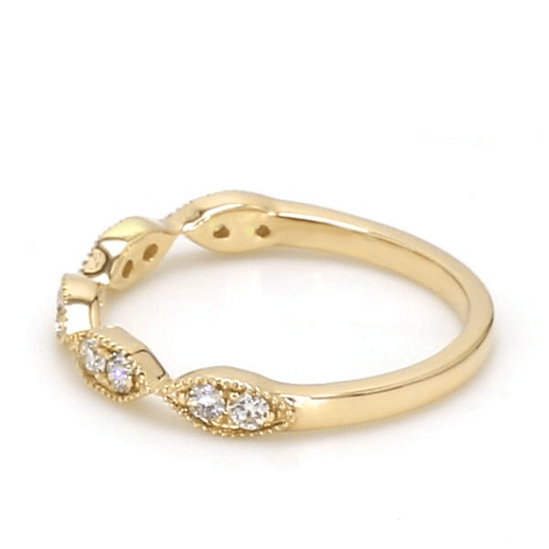 0.20ctw Round Brilliant Lab-Grown Diamond Scalloped Stackable Band in 14k Yellow Gold