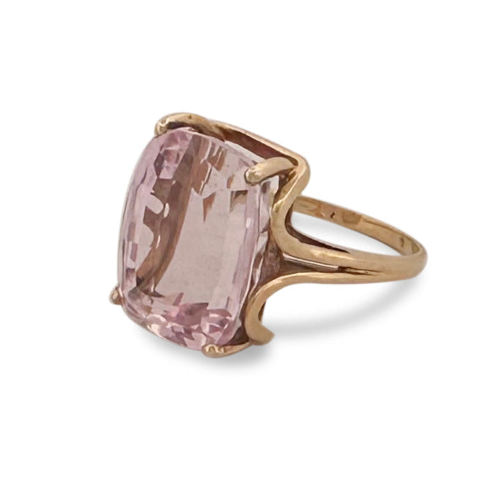 15.81cts Elongated Cushion Kunzite Cocktail Ring in 14k Yellow Gold