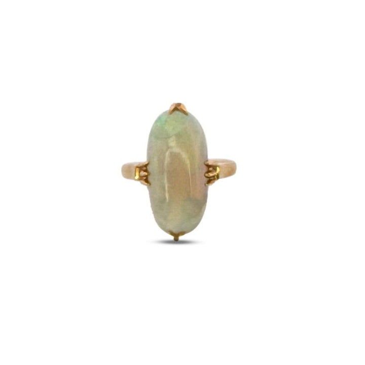 Vintage 3cts Oval Opal Cocktail Ring in 18k Yellow Gold