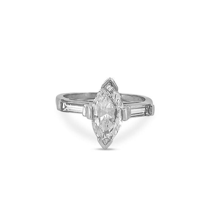 Vintage 1.50cts Marquise with Baguettes Natural Diamond Engagement Ring and Wedding Band Set in Platinum