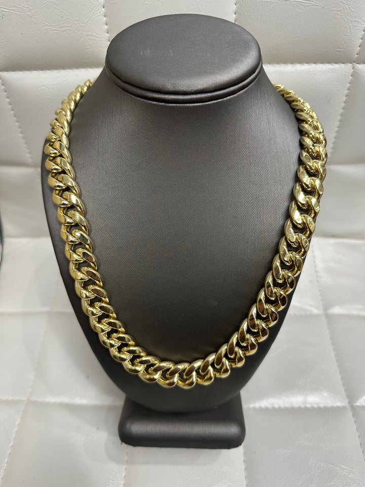 15mm Cuban Necklace in 10k Yellow Gold