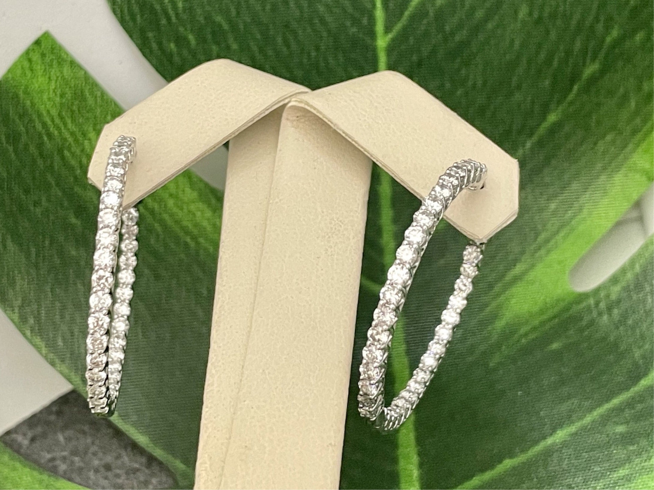 1-Inch Round Inside-Out Diamond Hoop Earrings - 622B0SFADFGERWG-6.00 –  Skatells Jewelers